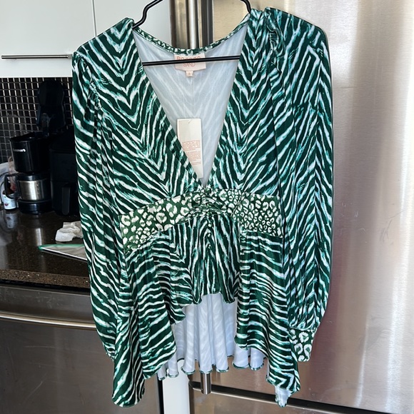 Rococo Sand Irene Blouse in Green - Picture 11 of 13